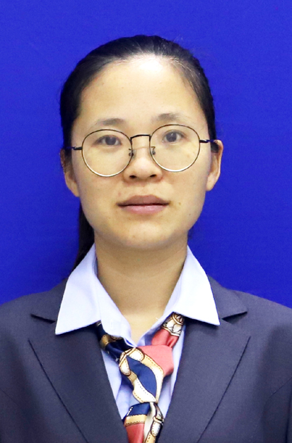 黄丽娟2寸.jpg